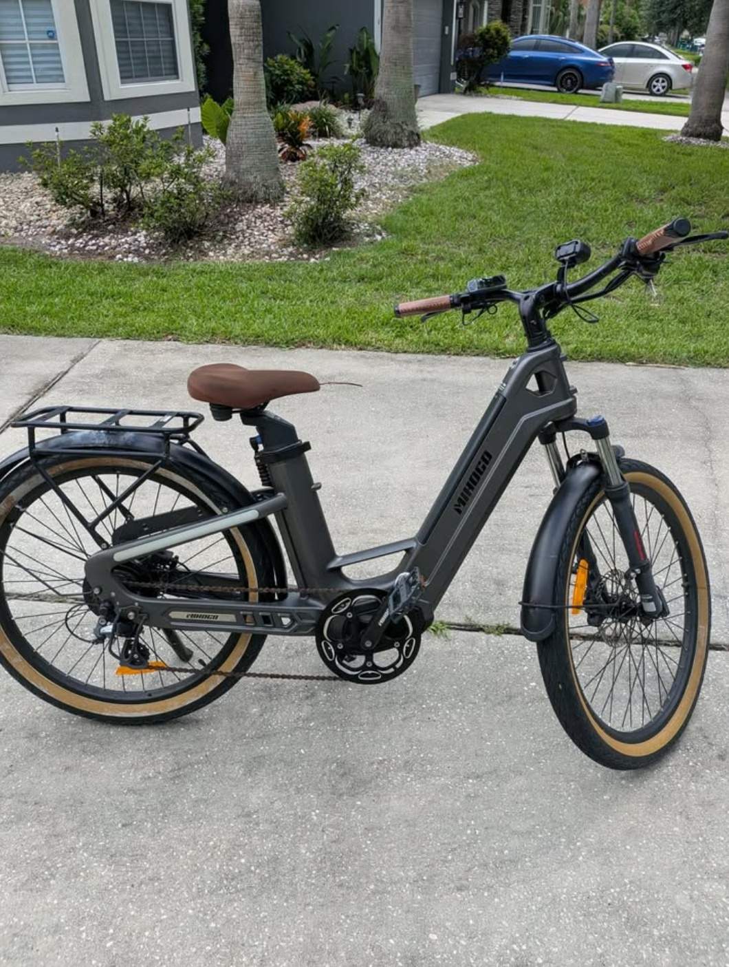 The actual used Mihogo Air Max carbon fiber e-bike for sale, photographed in Winter Garden FL
